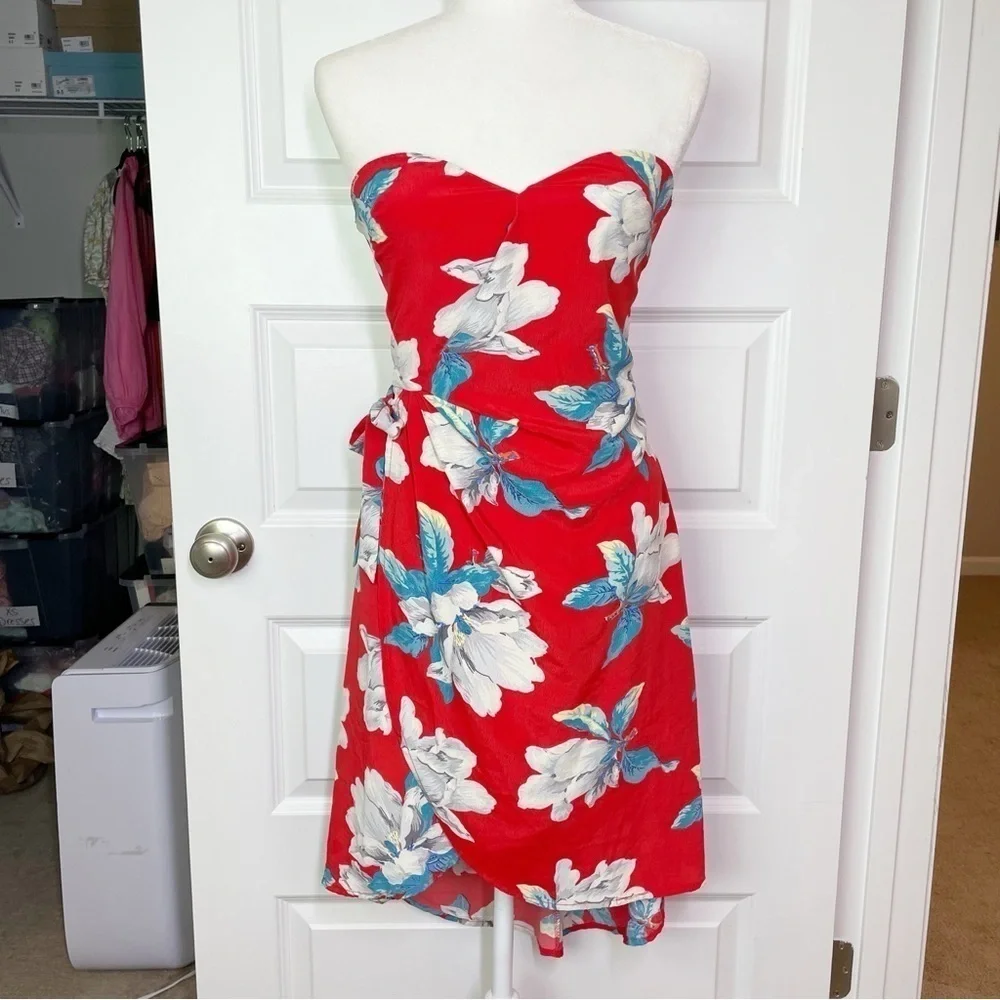 New Pink Lily Steal a Kiss Floral Strapless Mini Dress in Red Women’s Size Small